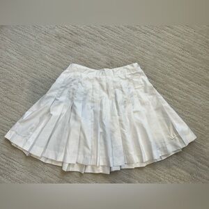 Vintage Nike Y2K white anon pleated tennis skirt size small